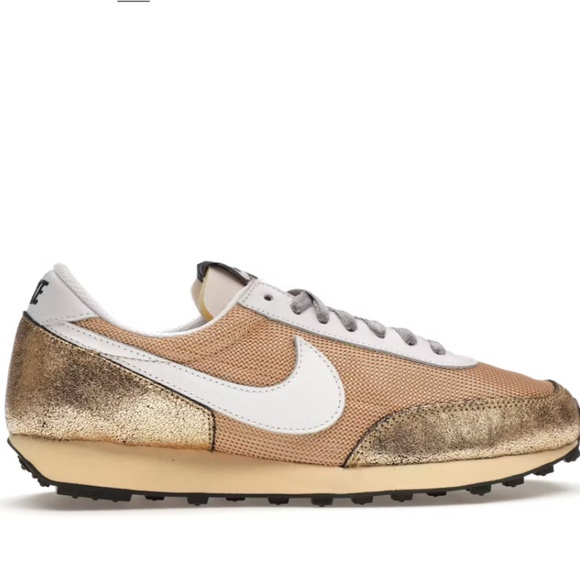 Nike Daybreak Golden Gals - NEW - Picture 1 of 6